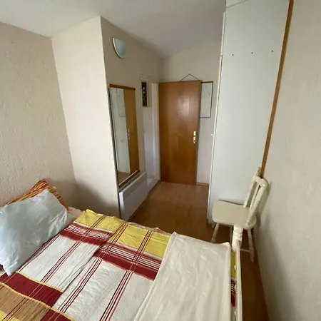 Mile Apartmans